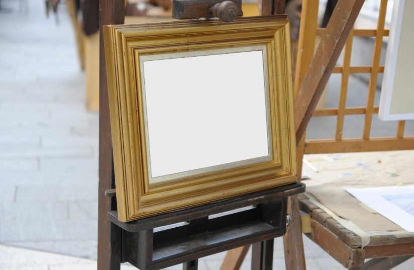 Comment nettoyer un cadre ancien doré ?